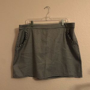 GINGHAM SKIRT WITH POCKETS